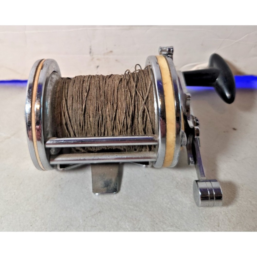Vintage Garcia Mitchell 600A Trolling Fishing Reel Made in France - TESTED WORKS